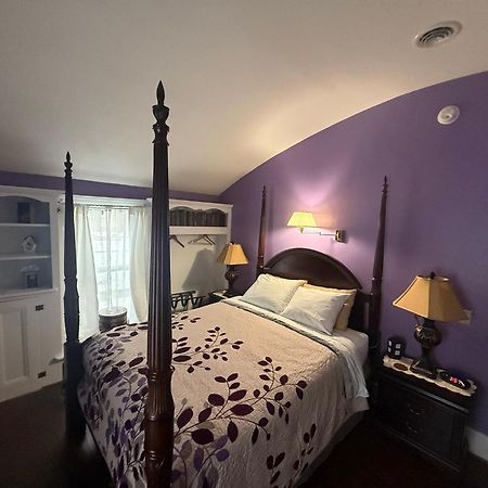 The Gridley Inn B&B Вотерлу Екстер'єр фото
