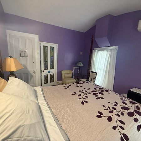 The Gridley Inn B&B Вотерлу Екстер'єр фото