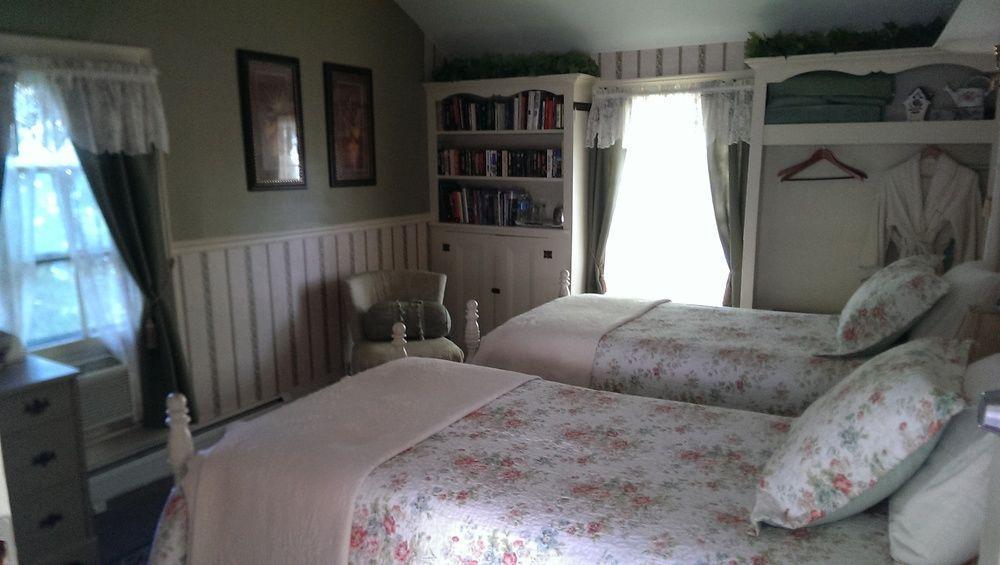 The Gridley Inn B&B Вотерлу Екстер'єр фото