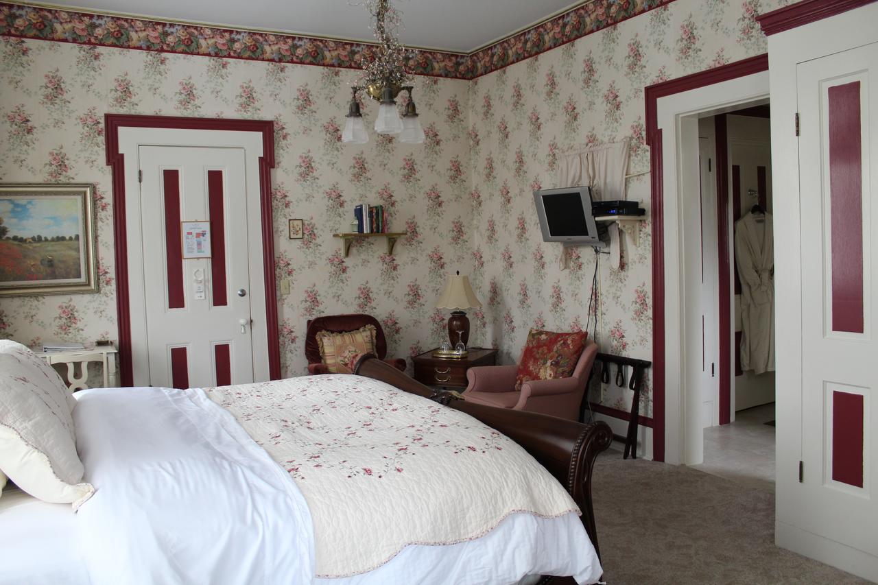 The Gridley Inn B&B Вотерлу Екстер'єр фото