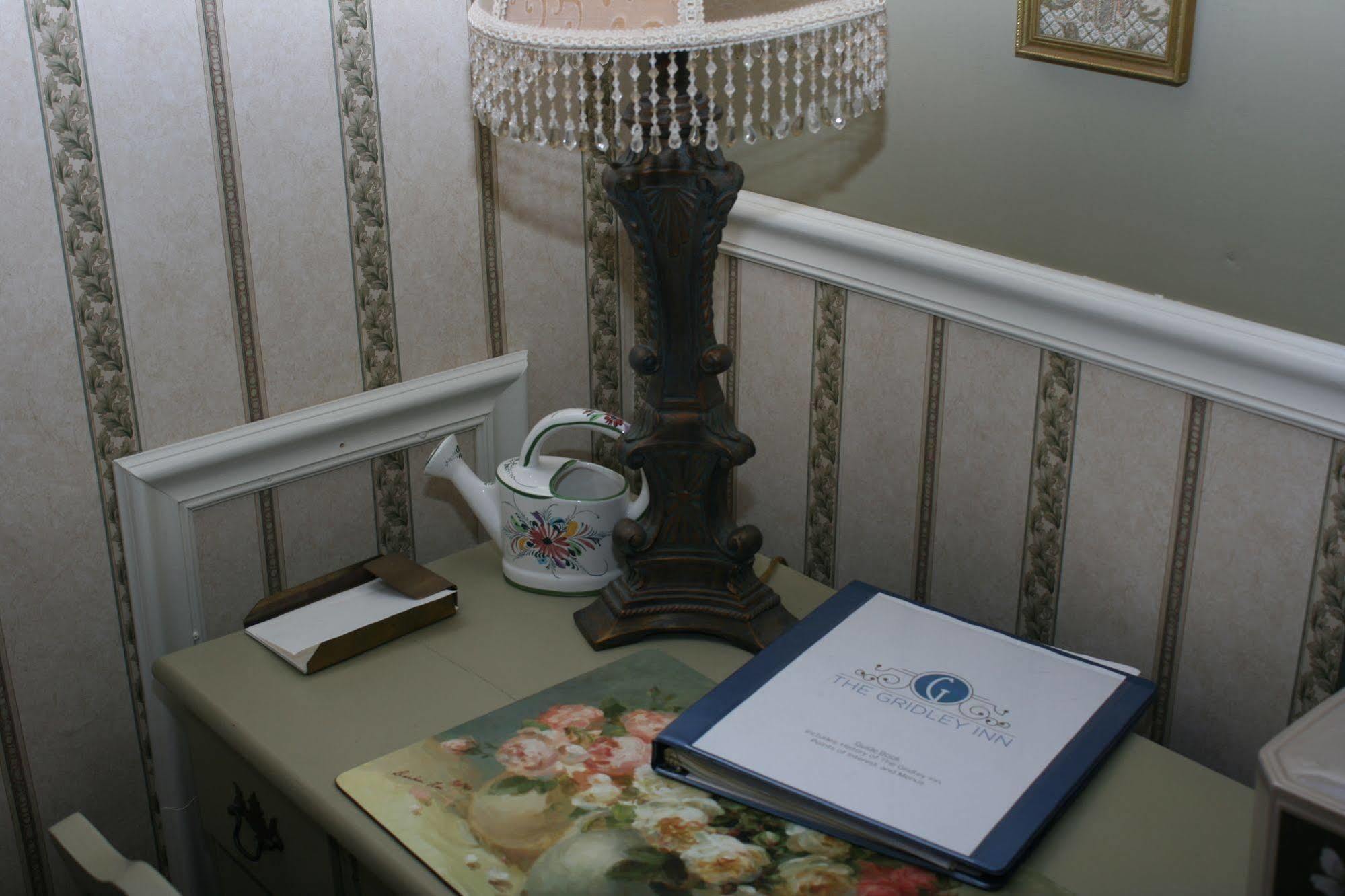 The Gridley Inn B&B Вотерлу Екстер'єр фото